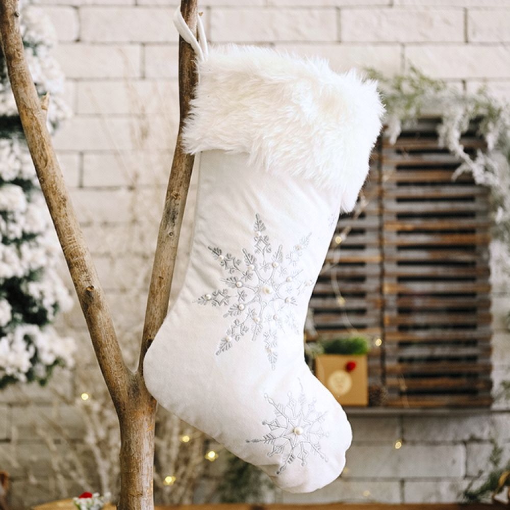 Aksamitna świąteczna skarpeta  – Christmas Stocking Hanging recenzja i cena